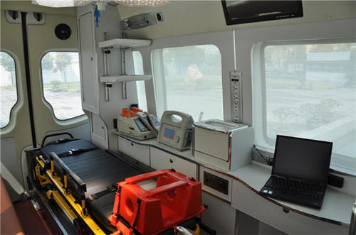 辽源救护车内部